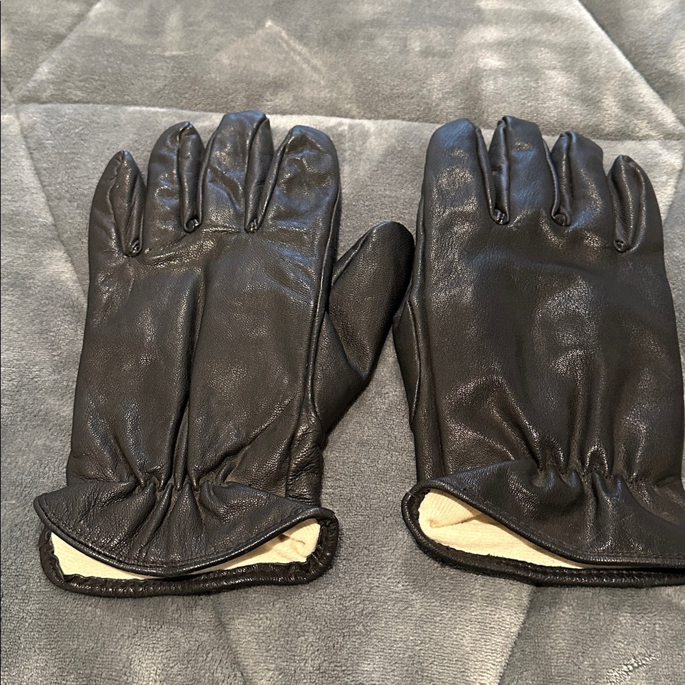 Men’s Black Leather Gloves